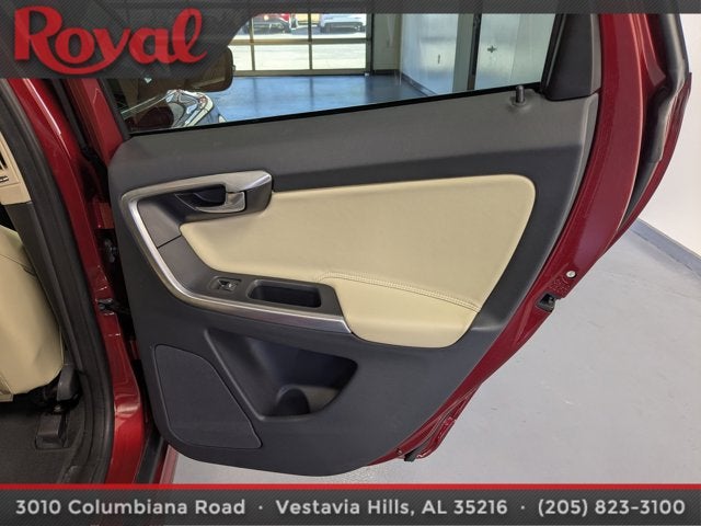 2016 Volvo XC60 T5 Drive-E Premier