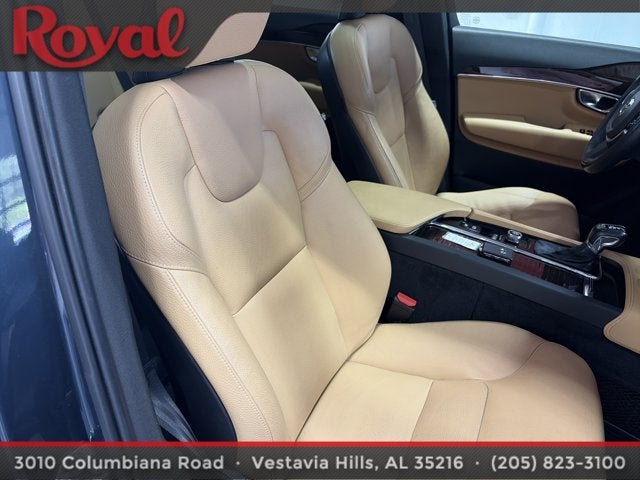 2019 Volvo XC90 Momentum