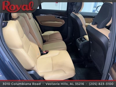 2019 Volvo XC90 Momentum