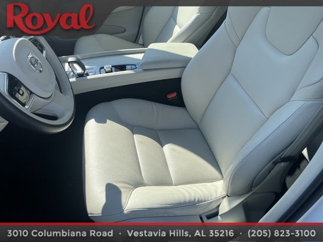 2025 Volvo XC60 Plug-In Hybrid Plus