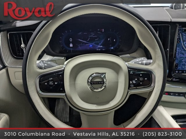 2023 Volvo XC60 Ultimate Bright Theme