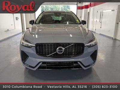 2024 Volvo XC60 Plus Dark Theme