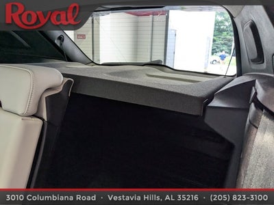 2024 Volvo XC40 Plus Dark Theme