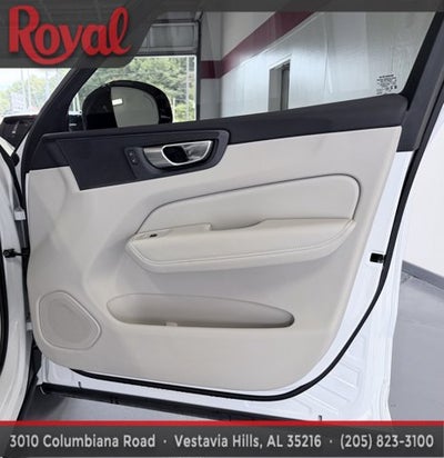 2025 Volvo XC60 Plus