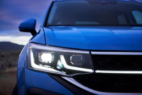 2022 Volkswagen Taos headlight